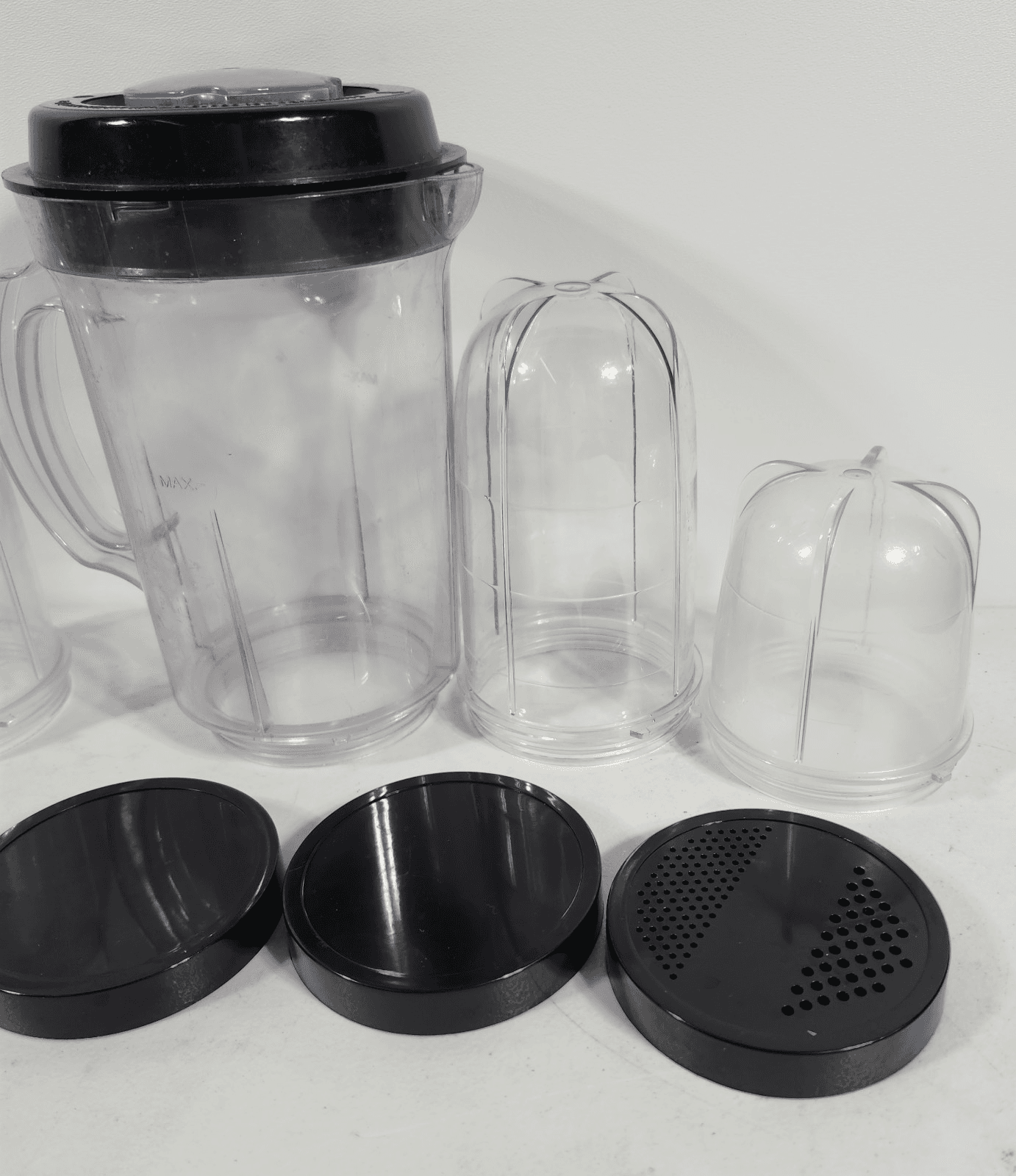 Magic Bullet Cups with Handle & Lids MB1001 Replacement - Thumbnail 3