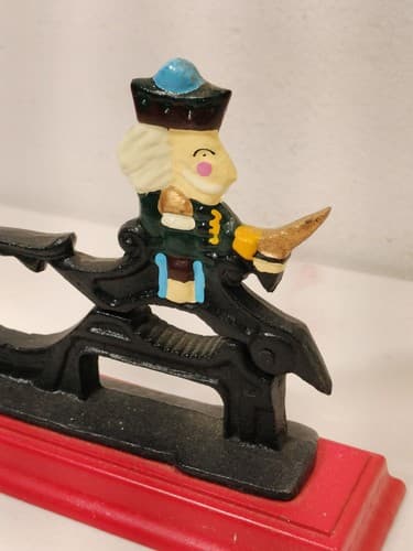 Cast Iron Mounted Nutcracker Decor - Thumbnail 6