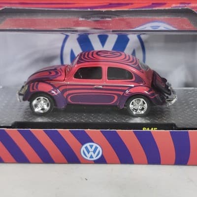 M2 Machines 1953 Volkswagen Beetle Deluxe Psychedelic Purple and Pink Toy NEW - Thumbnail 2