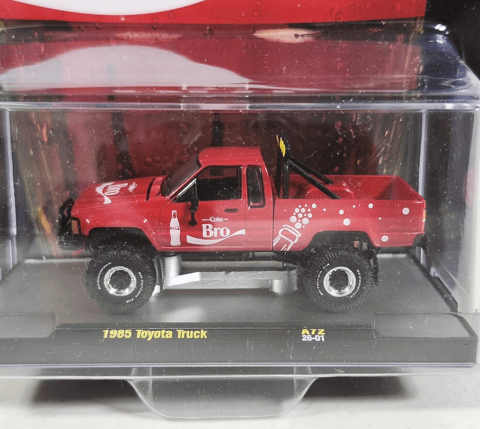 M2 Machines Coca-Cola 1985 Toyota Truck Red 1/64 Toy Vehicle NEW - Thumbnail 2
