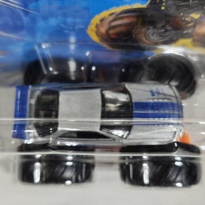 Hot Wheels Nissan Skyline GT-R Fast & Furious Monster Truck 1/64 Toy New - Thumbnail 4