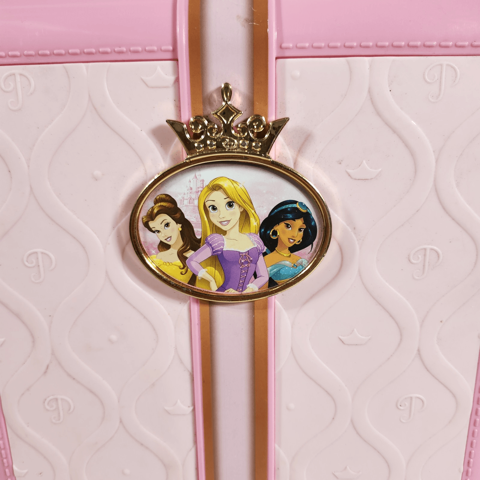 Disney Princess Plastic Rolling Toy Suitcase Pink W/Extendable Handle - Thumbnail 3