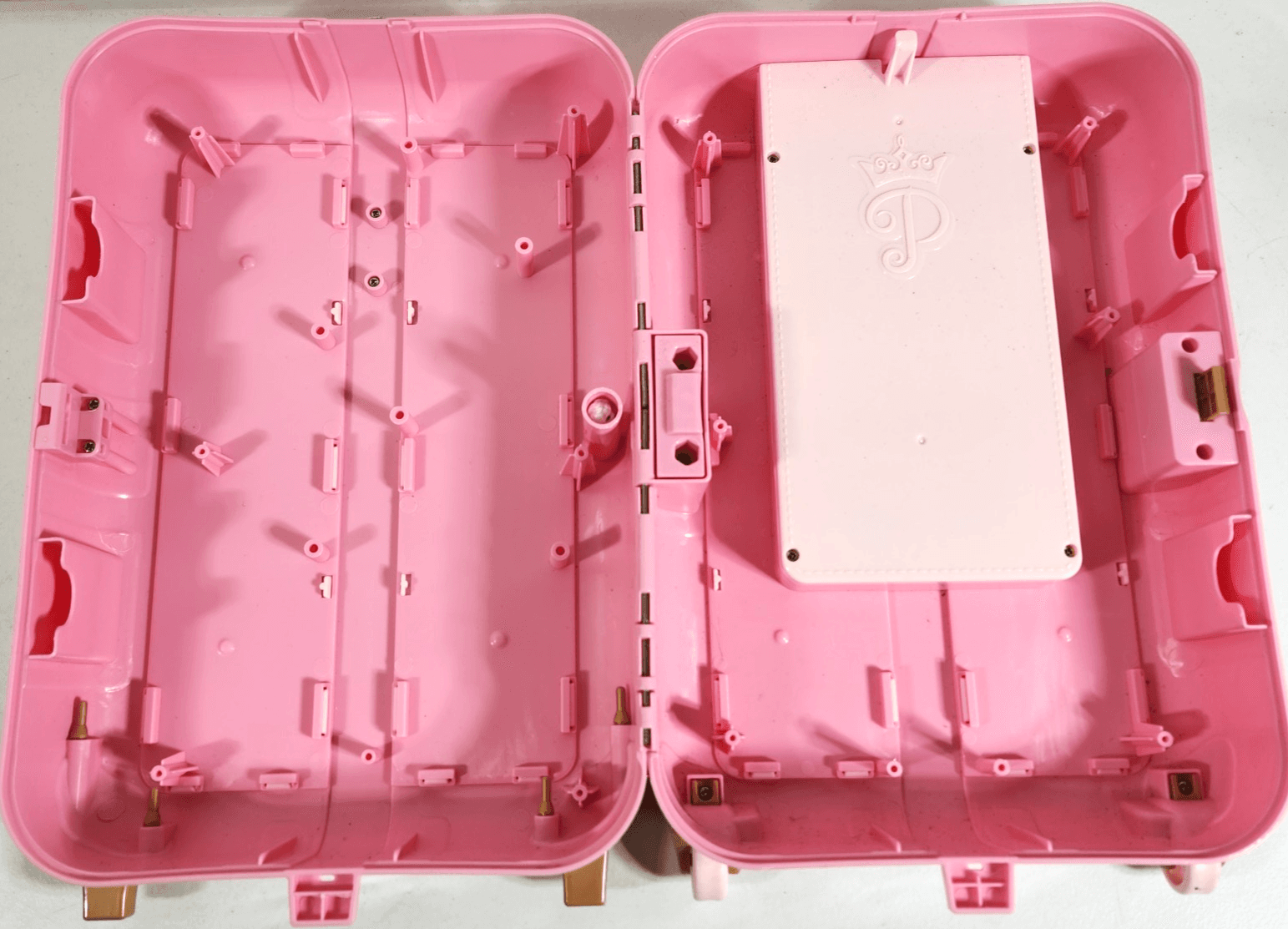 Disney Princess Plastic Rolling Toy Suitcase Pink W/Extendable Handle - Thumbnail 9