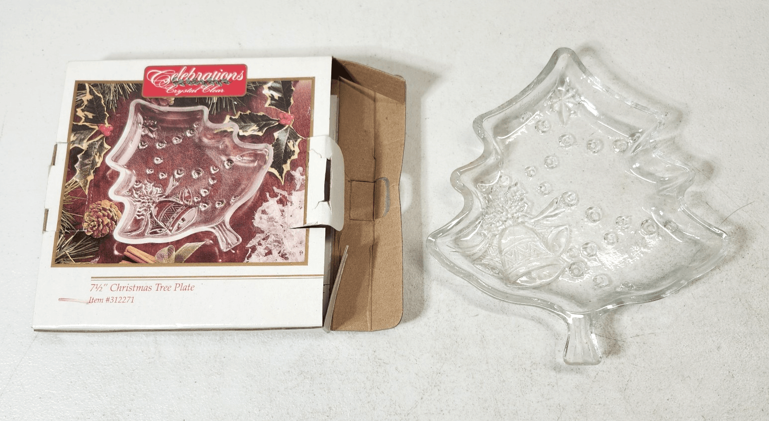 Celebrations 7.5" Clear Glass Christmas Tree Shaped Dish - Thumbnail 2