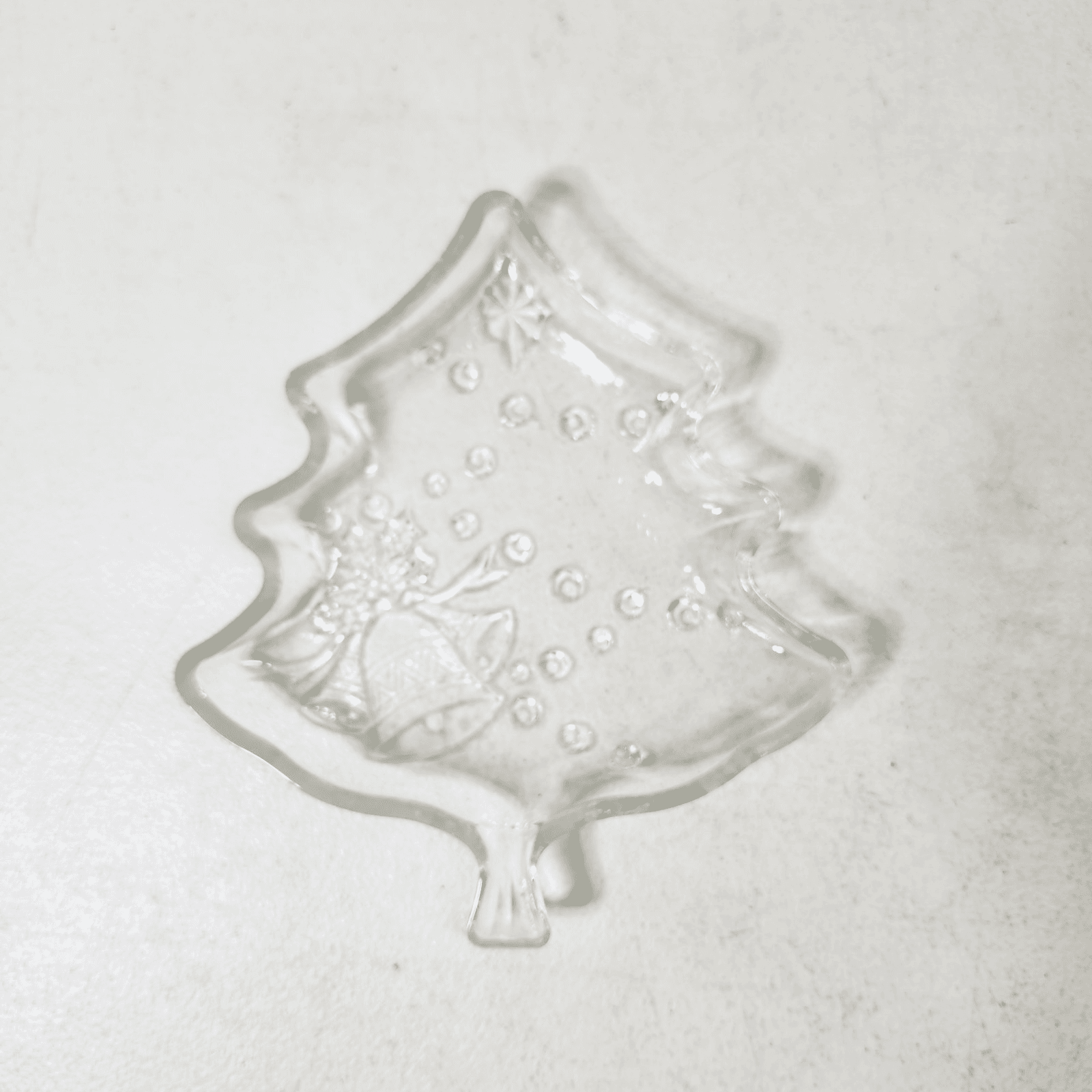 Celebrations 7.5" Clear Glass Christmas Tree Shaped Dish - Thumbnail 3