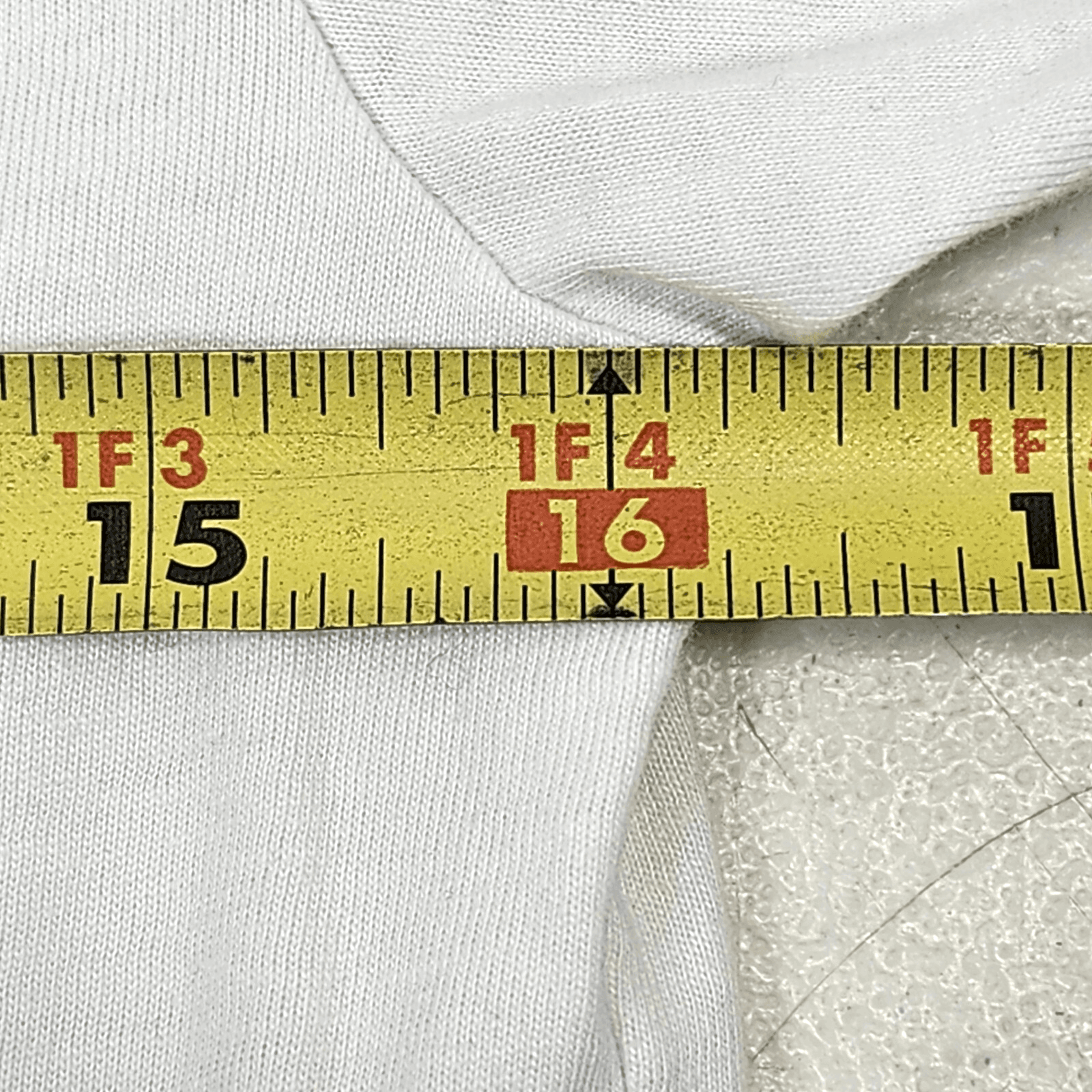 Calvin Klein Boys T-Shirt Size Medium 10-12 White Graphic Logo Short Sleeve - Thumbnail 3