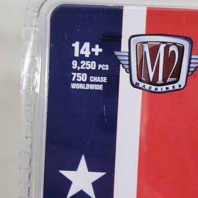 M2 Machines Coca-Cola 1976 GMC Sierra Grande 15 Custom Truck 1/64 Toy Vehicle - Thumbnail 4