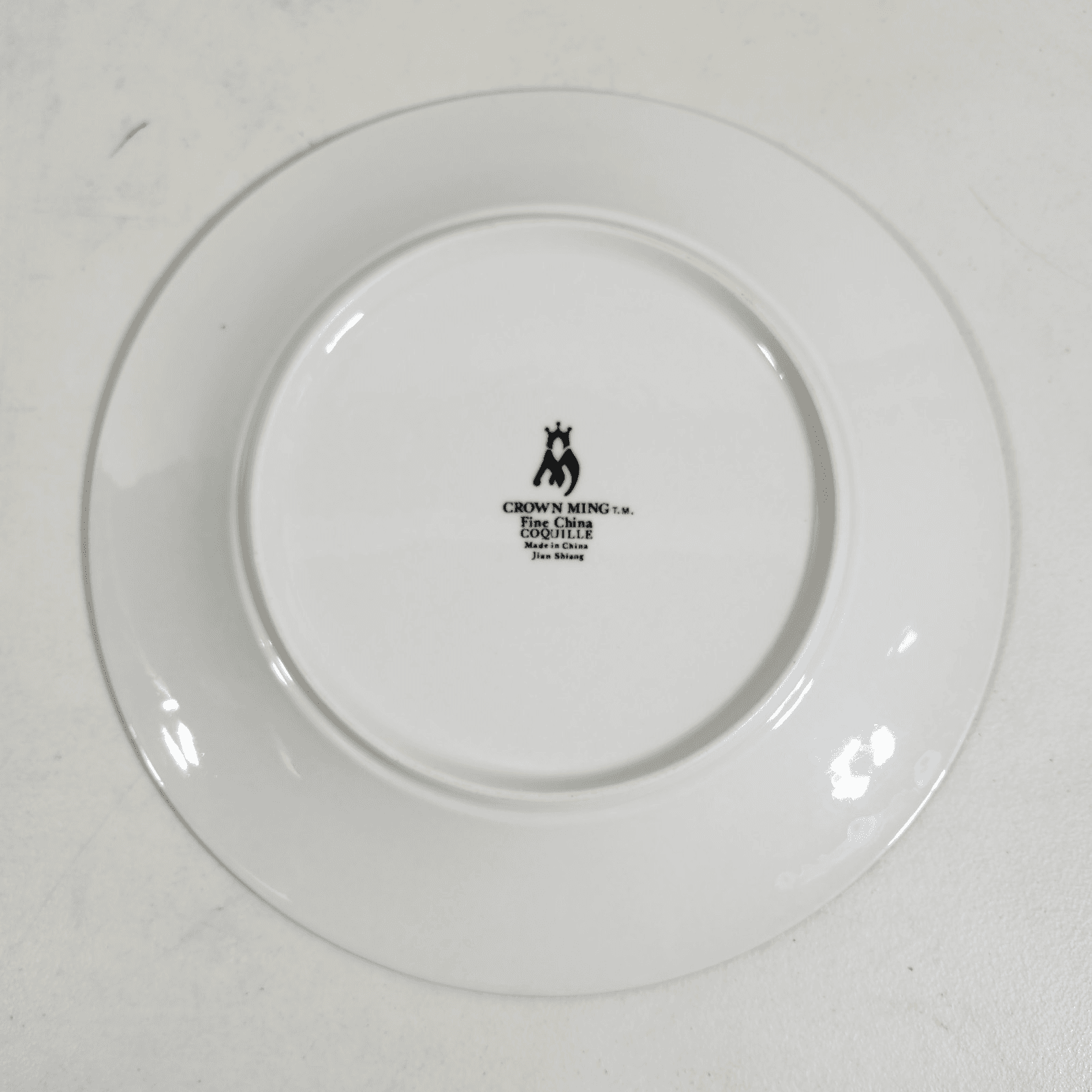 Crown Ming Fine China Coquille 10.5" White Silver Dinner Plate Set Of 4 - Thumbnail 4