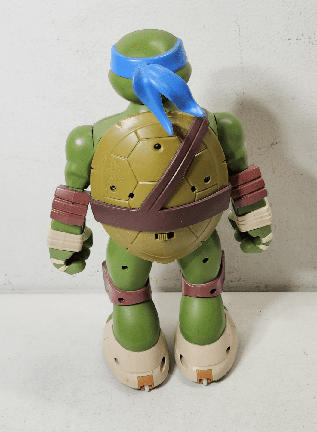 TMNT Action Figure Playmates Toy Figure 13.5" Teenage Mutant Ninja Turtles - Thumbnail 4