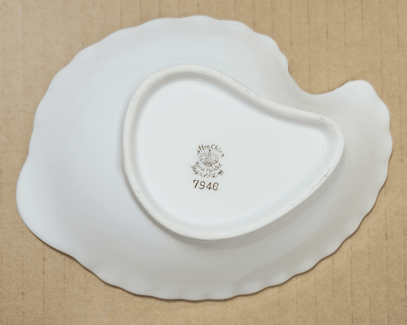 Vintage Lefton Christmas Holly Leaf Candy Dish White With Gold Trim Japan - Thumbnail 3