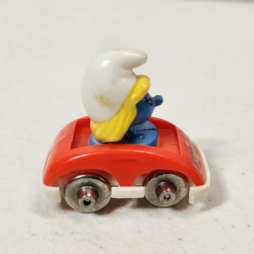 Vintage 1983 Mini 2" Long Smurfette Tin Metal Wheels Car Kids Toy Vehicle Smurf - Thumbnail 3