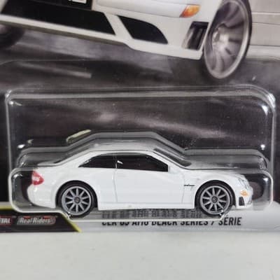 Hot Wheels Power Trip 2008 Mercedes-Benz CLK 63 AMG White Premium Car 1/64 Toy - Thumbnail 2