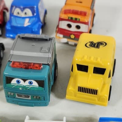 19 Pull Back Speeder Cars Kids Toy Vehicles Bundle Lot Police Bus Construction - Thumbnail 7