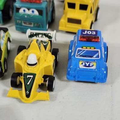 19 Pull Back Speeder Cars Kids Toy Vehicles Bundle Lot Police Bus Construction - Thumbnail 6