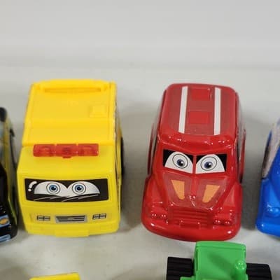 19 Pull Back Speeder Cars Kids Toy Vehicles Bundle Lot Police Bus Construction - Thumbnail 11