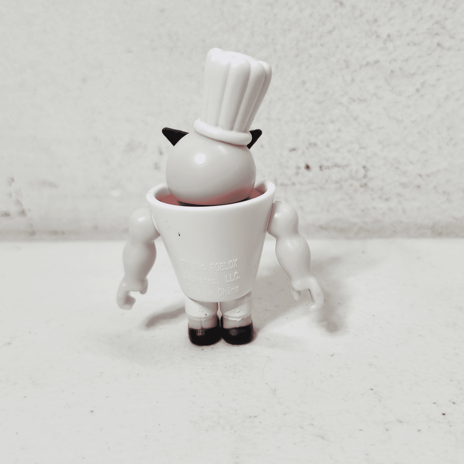 Roblox Tower Heroes Series 10 Chef Figure Toy Jazwares No Code - Thumbnail 3