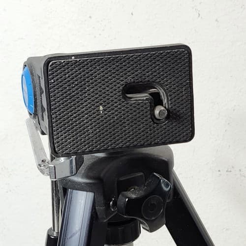 Image TN-30 Camera Tripod Made in Japan Swivel/Tilt Telescopic head - Thumbnail 11