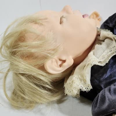 1984 Hasbro Real Baby J Turner Sleeping Closed Eyed Blonde Hair Weighted Doll - Thumbnail 10