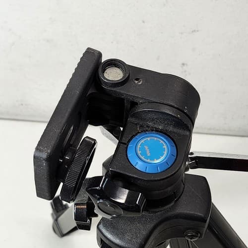 Image TN-30 Camera Tripod Made in Japan Swivel/Tilt Telescopic head - Thumbnail 9