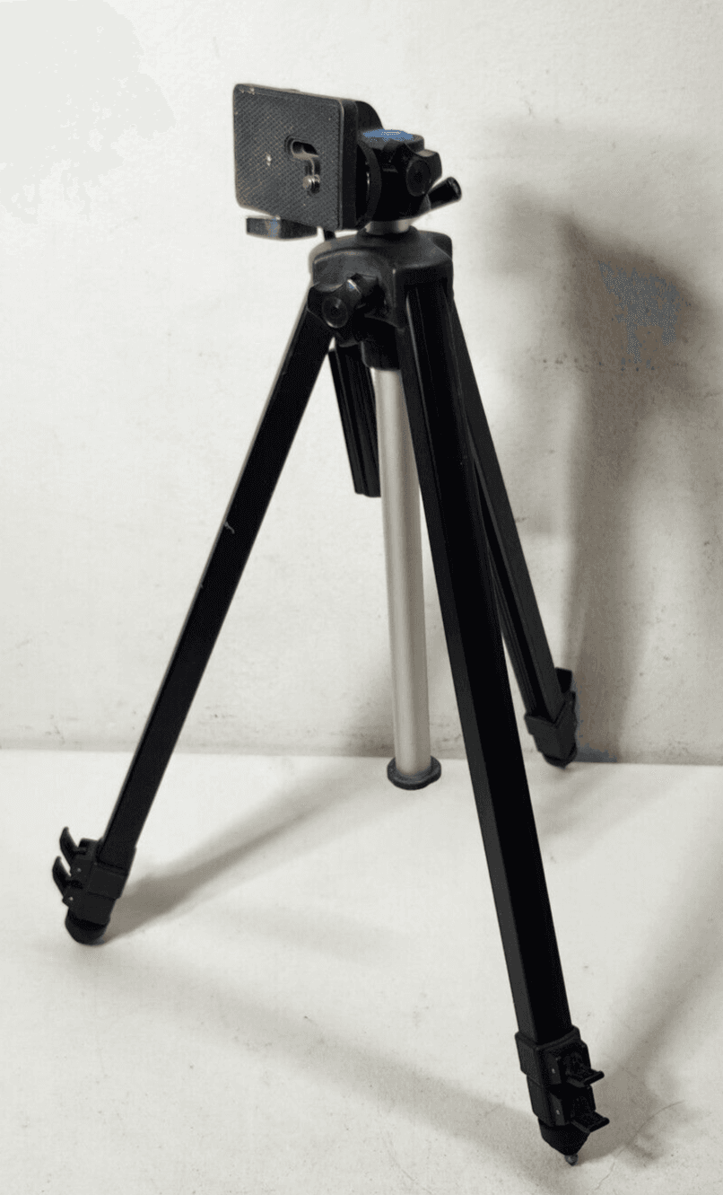 Image TN-30 Camera Tripod Made in Japan Swivel/Tilt Telescopic head - Thumbnail 6