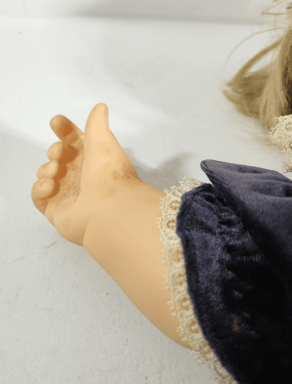 1984 Hasbro Real Baby J Turner Sleeping Closed Eyed Blonde Hair Weighted Doll - Thumbnail 6