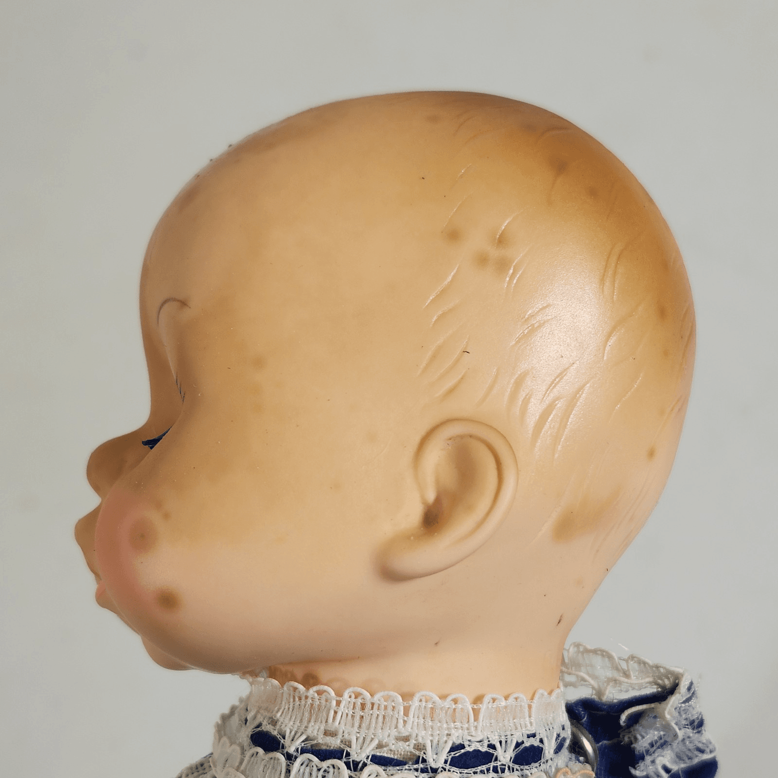 1982 Crown Collection Mademoiselle Eugene Poseable Fashion Doll - Thumbnail 7