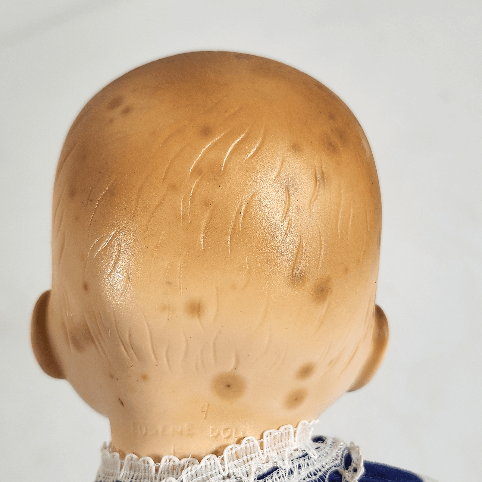 1982 Crown Collection Mademoiselle Eugene Poseable Fashion Doll - Thumbnail 8