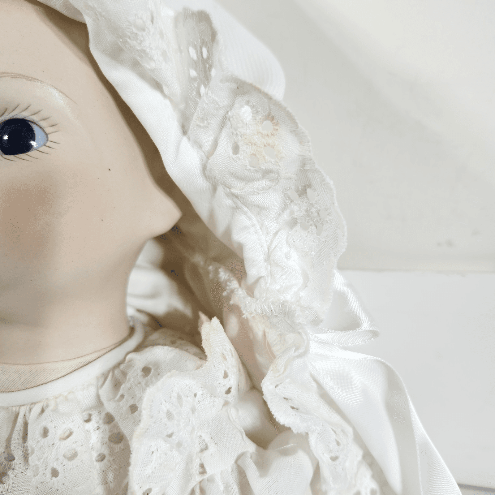 1982 Alresford Doll Prince William Porcelain Vintage Royalty - Thumbnail 5