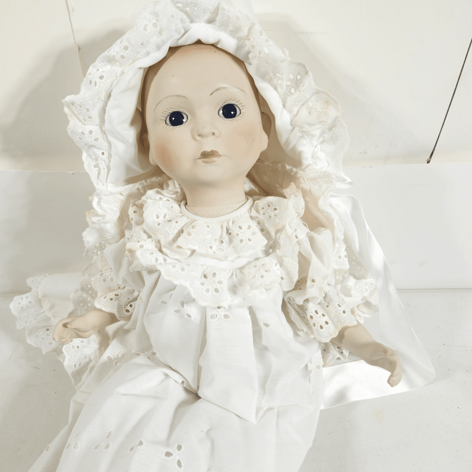 1982 Alresford Doll Prince William Porcelain Vintage Royalty - Thumbnail 2