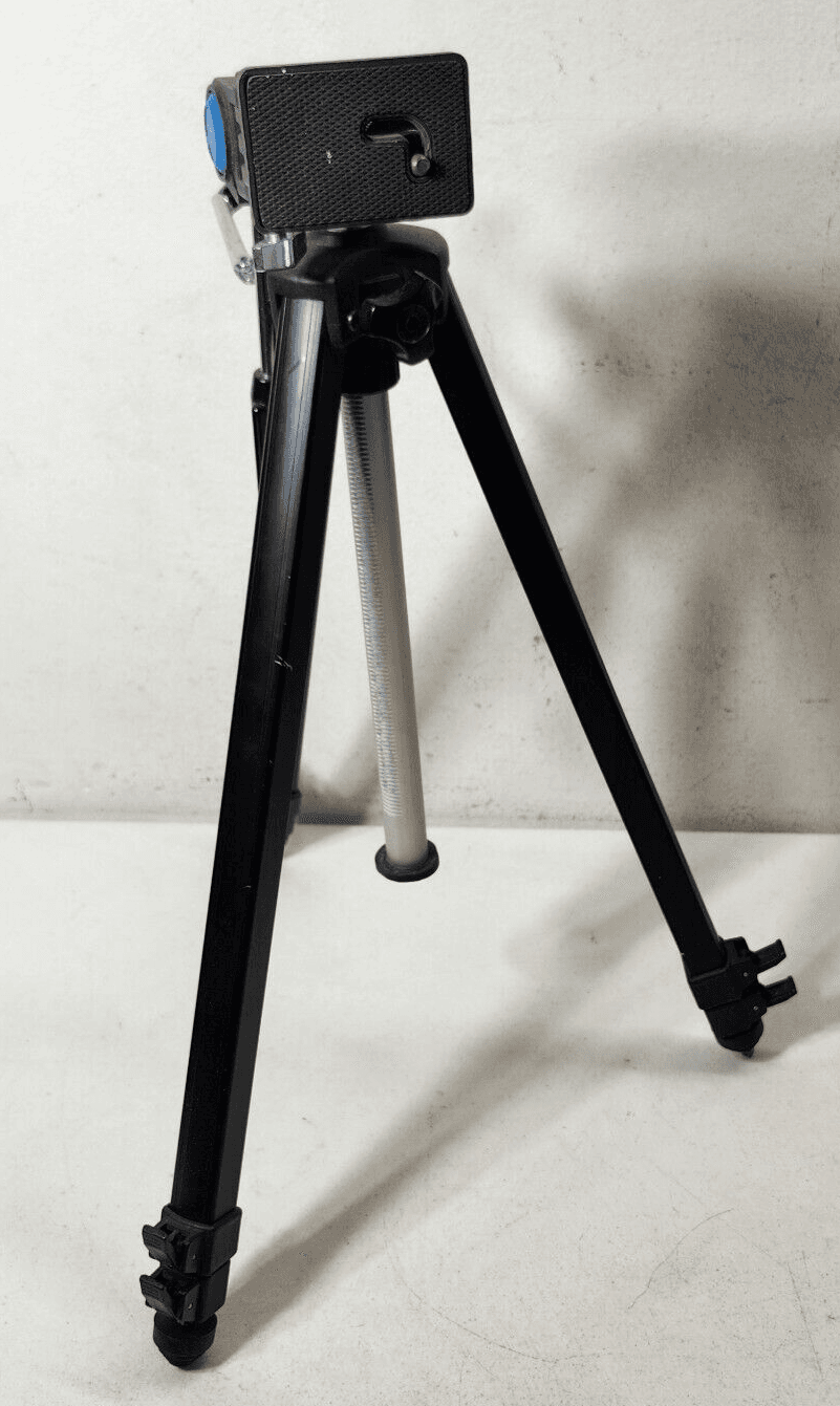 Image TN-30 Camera Tripod Made in Japan Swivel/Tilt Telescopic head - Thumbnail 4