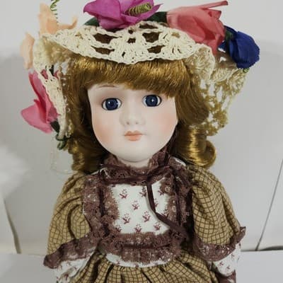 Vintage Porcelain Heritage Doll 16" Cloth Body Dress Hat With Basket - Thumbnail 4