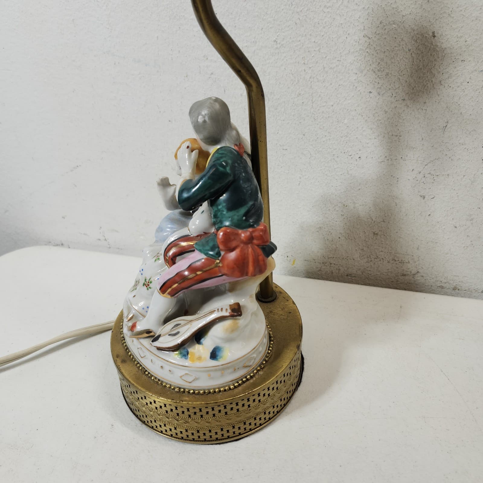 Vintage Lamp Victorian Figures Home Decor 12" Dresden Porcelain Style - Thumbnail 6