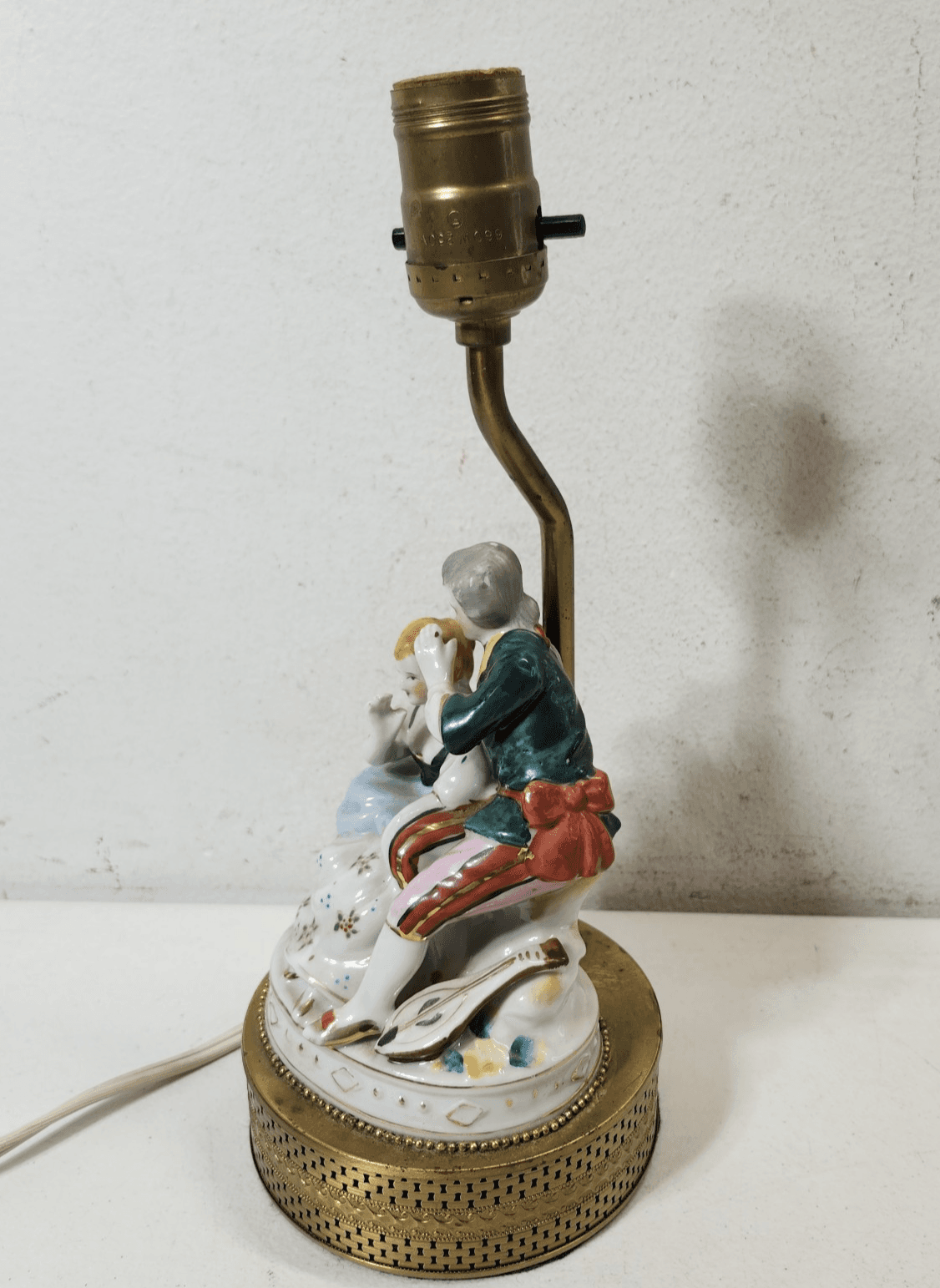 Vintage Lamp Victorian Figures Home Decor 12" Dresden Porcelain Style - Thumbnail 5