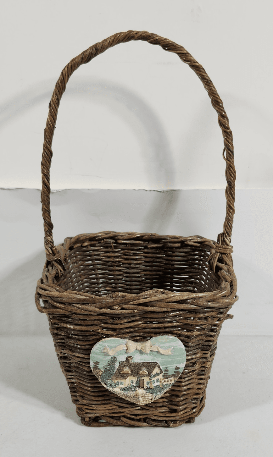 Vintage Rustic Basket Woven Wicker Ceramic Heart Farmhouse Cottage Shabby Chic - Thumbnail 2