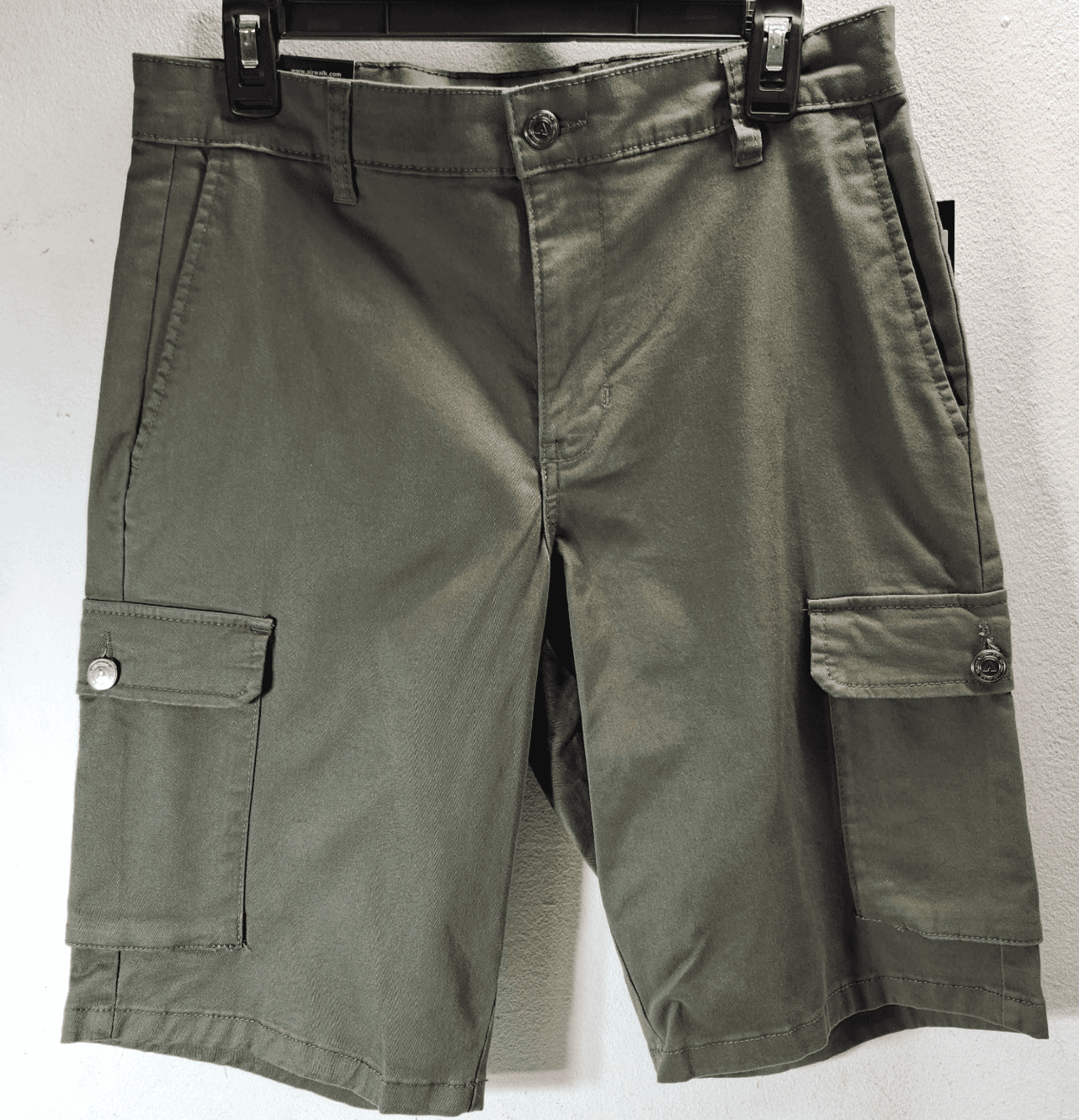Airwalk Men's Cargo Shorts Size 30 Green 100% Cotton Side Pockets NEW