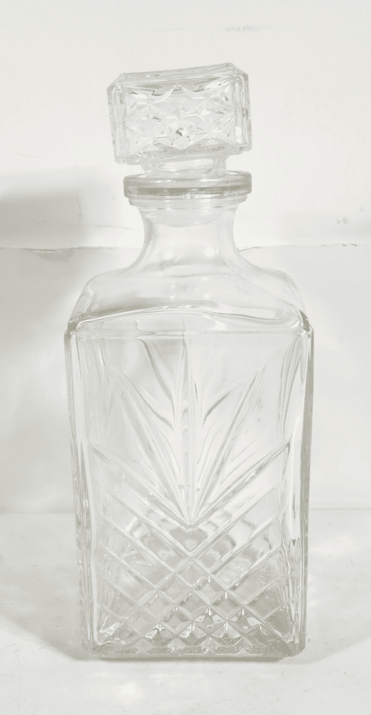 Whiskey Liquor Decanter Italian Cut Crystal W/Stopper Starburst Italy Vintage - Thumbnail 3