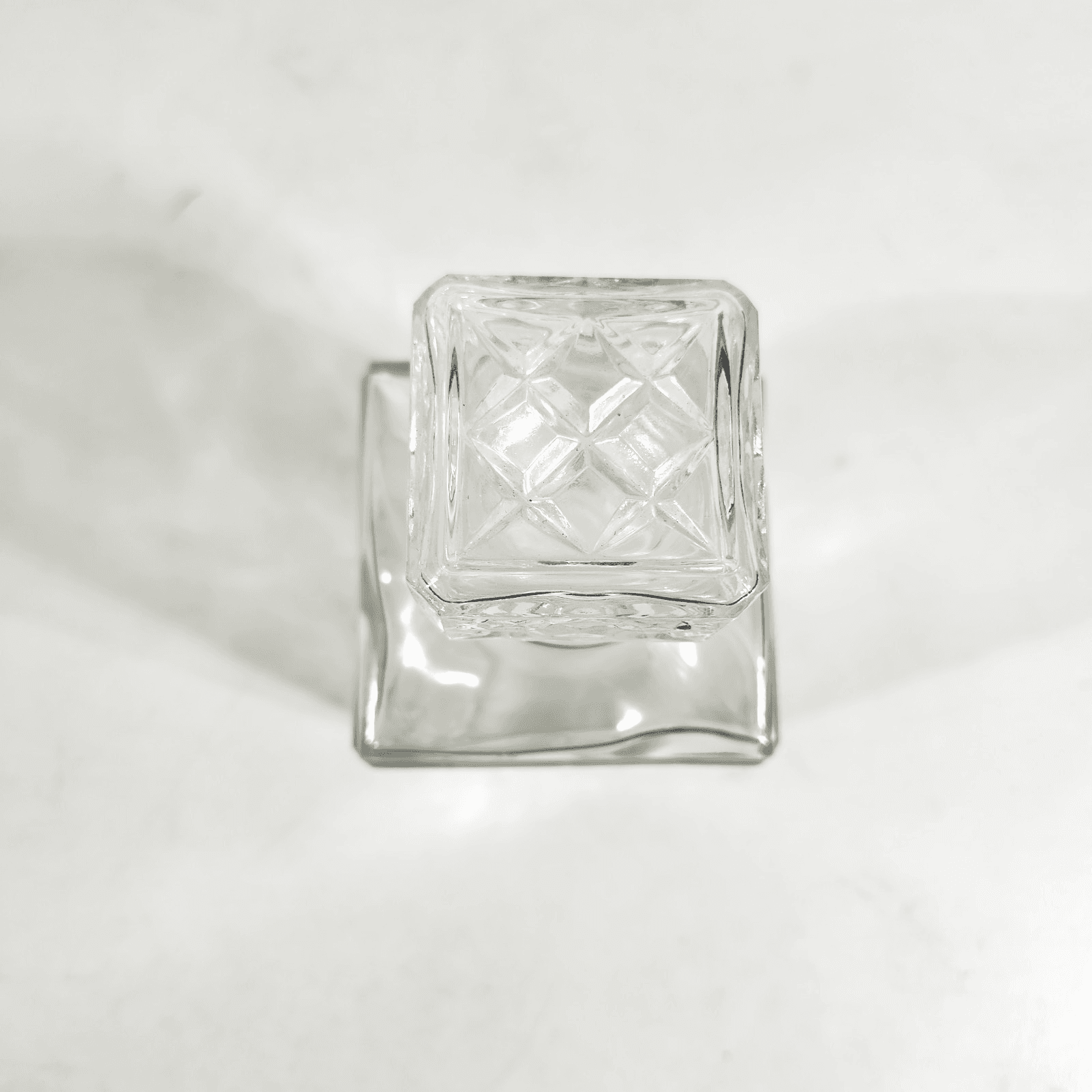 Whiskey Liquor Decanter Italian Cut Crystal W/Stopper Starburst Italy Vintage - Thumbnail 6