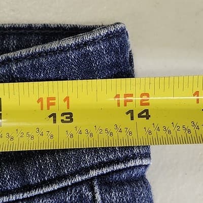 Levis Jeans Women's 6 Medium Wash Blue Mid Rise Skinny Stretch Denim Pants - Thumbnail 2