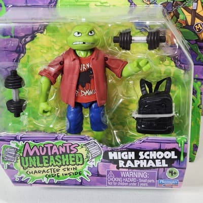 Teenage Mutant Ninja Turtles Mutations High School Raphael Toy TMNT NEW - Thumbnail 2