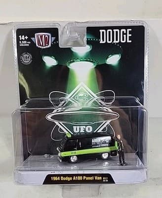 M2 Machines 1964 Dodge A100 Panel Van Diorama R17 UFO Society Alien Area 51 NEW - Thumbnail 8