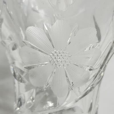 Vintage Clear Glass 7.5" Sunflower Etched Floral Basket Vase - Thumbnail 8