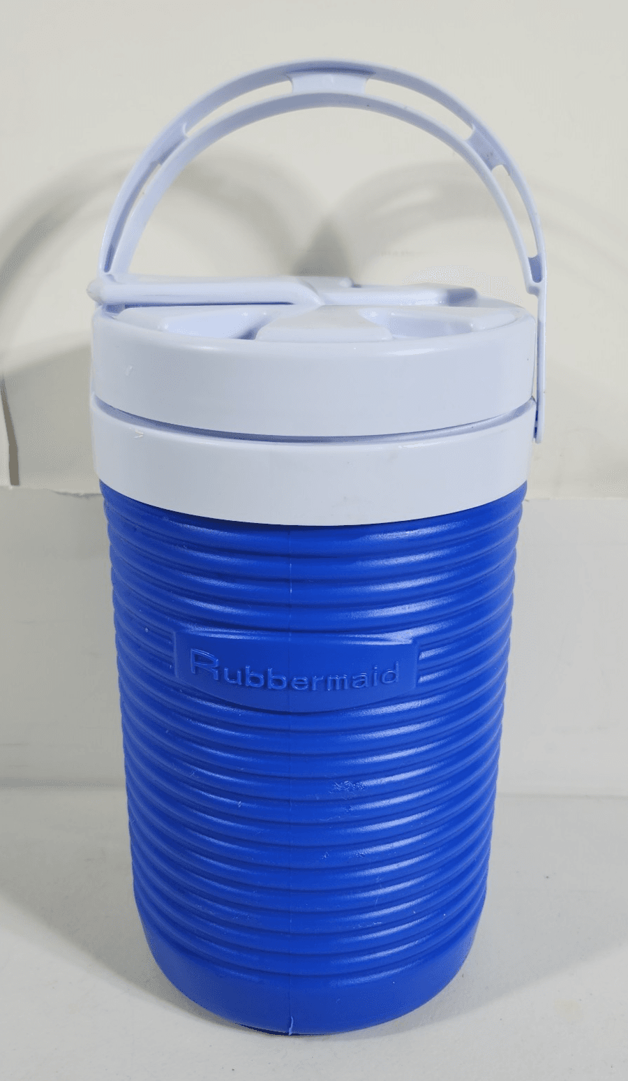 Vintage Rubbermaid 1 Gallon Beverage Cooler w/ Handle Blue & White