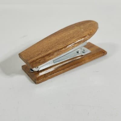 Vintage Wooden Hawaii Surfboard Shaped Stapler Lanakila 4.5" Desk Decor - Thumbnail 3