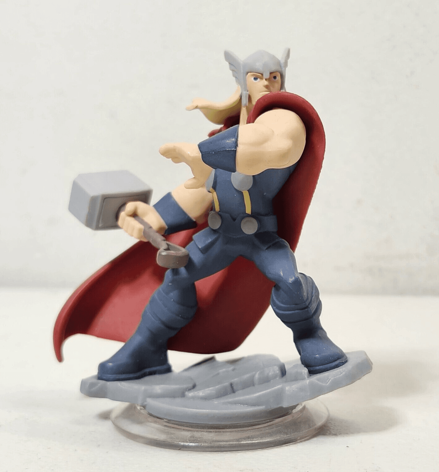 Disney Infinity Marvel Super Heroes (2.0 Edition) Thor Figure