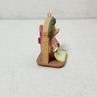 Hallmark Keepsake Ornament Mama Bear Your Always Welcome Holiday Home Decor - Thumbnail 5