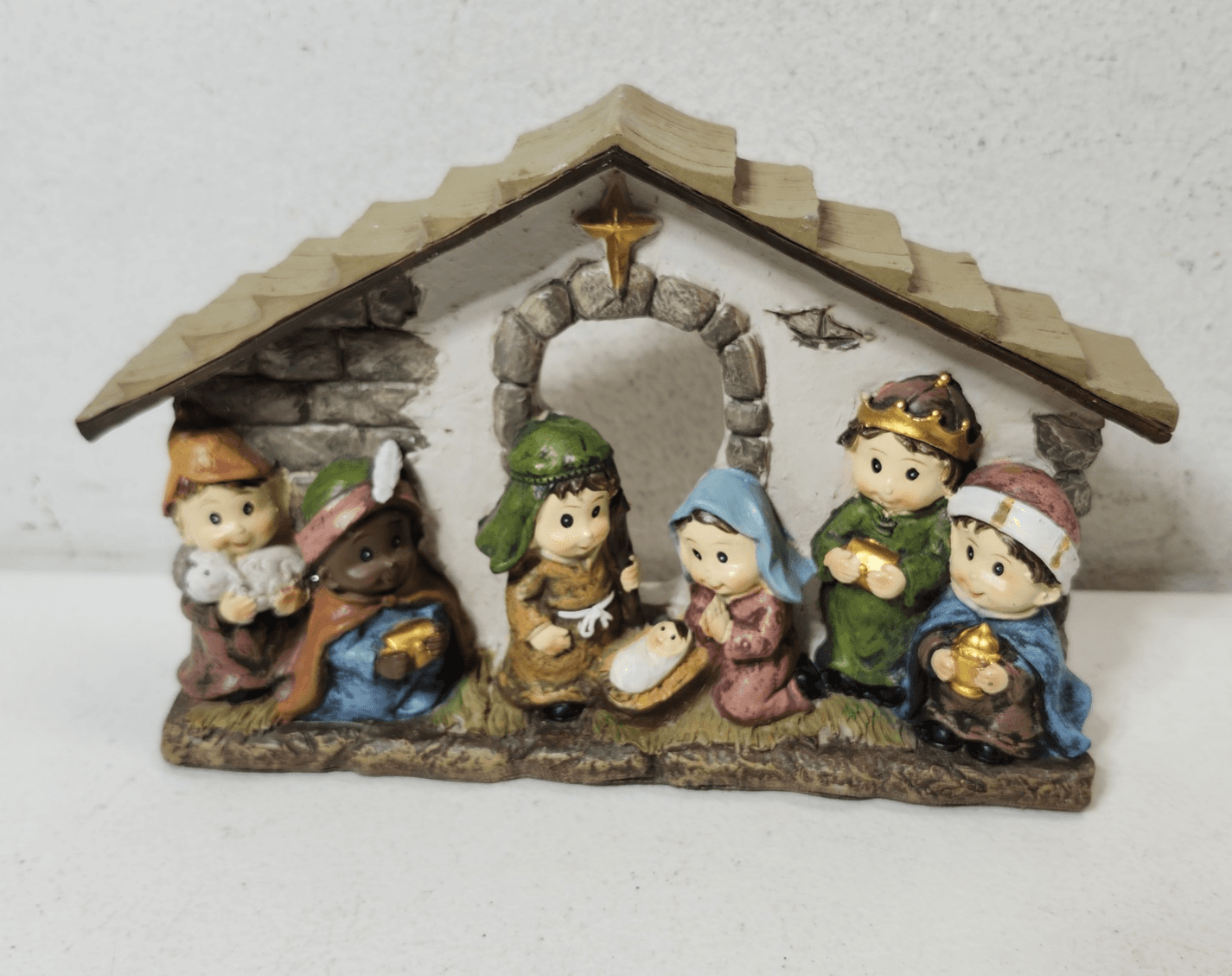 Ceramic Nativity Scene Holiday Home Decor Christmas Religious 7.5”x 5.25" - Thumbnail 2