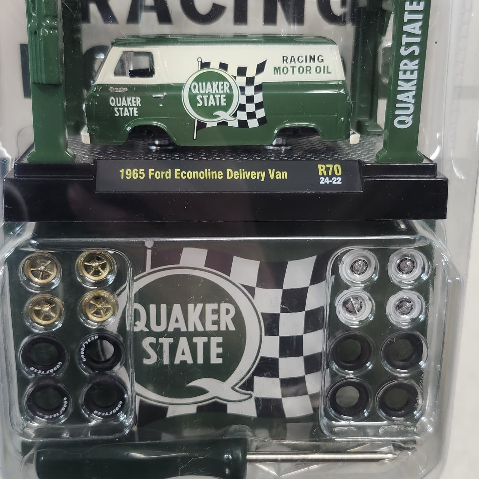 M2 Machines 1965 Ford Econoline Van Quaker State Model Kit 1/64 Toy Vehicle NEW - Thumbnail 2