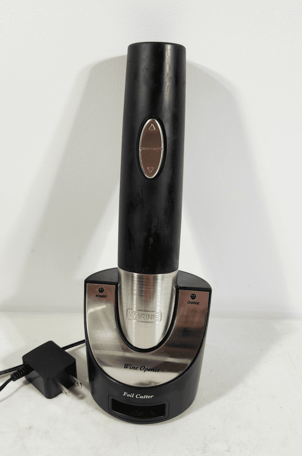Waring Pro WO48 Cordless Wine Opener With Foiler Cutter