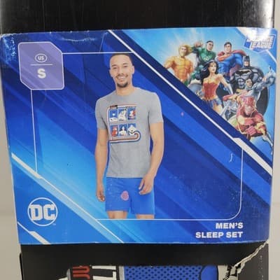 Men's Small Shirt & Shorts DC Justice League Sleep Set Batman Superman NEW - Thumbnail 2
