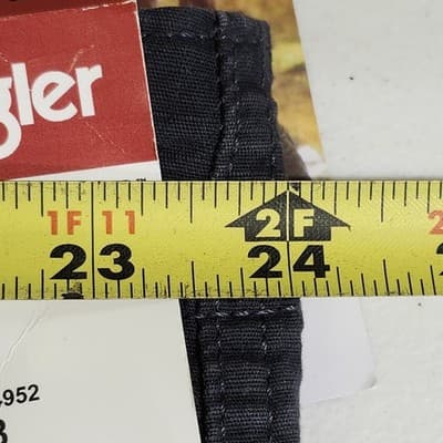 Wrangler Cargo Shorts Men's Relaxed Fit Size 48 Gray NEW - Thumbnail 2